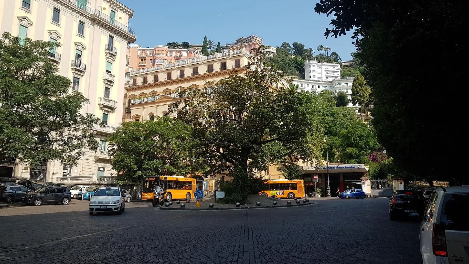 Marea Appartamenti Naples Italy